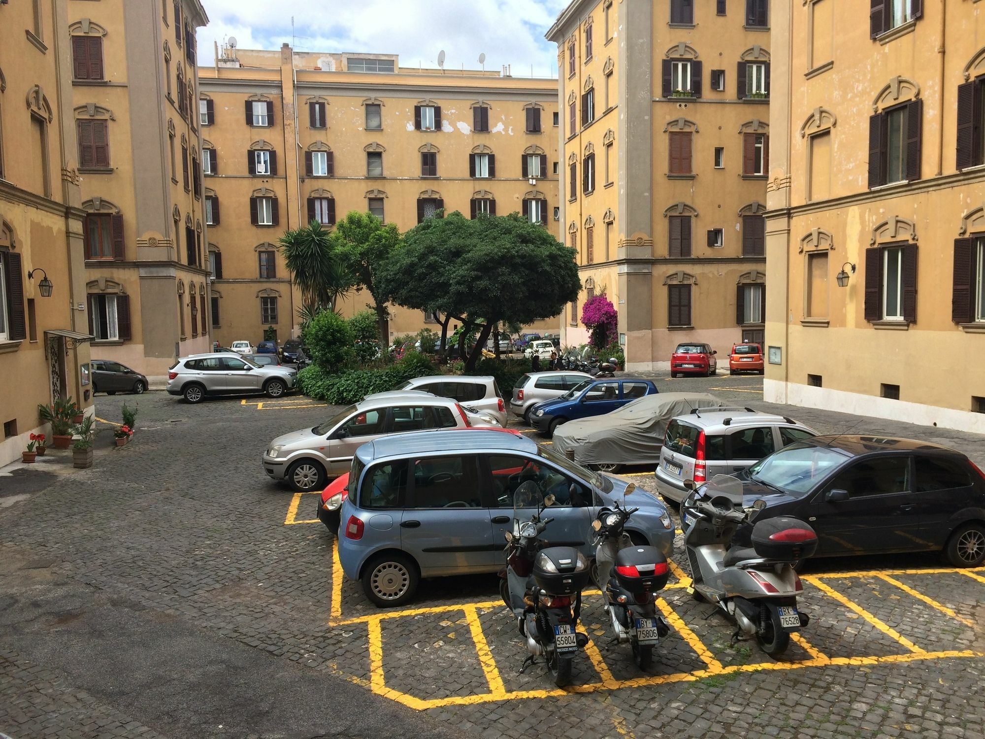 Casa Tua A Porta Maggiore Rome Luaran gambar
